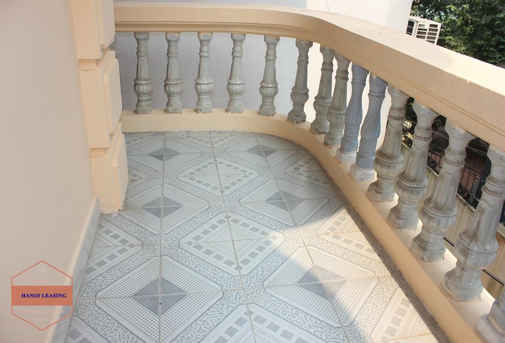 Bright renovated house wiwth 3 bedrooms and a huge garden for rent in Westlake Tay Ho, Hanoi Bright renovated house wiwth 3 bedrooms and a huge garden for rent in Westlake Tay Ho, Hanoi