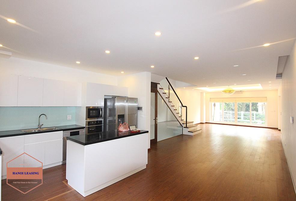 Beautiful large -sized house for rent on Dang Thai Mai, Tay Ho, Hanoi Beautiful large -sized house for rent on Dang Thai Mai, Tay Ho, Hanoi