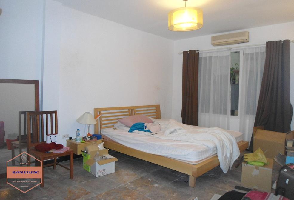 Cosy apartment for rent with full furniture and cheap price in Hanoi Cosy apartment for rent with full furniture and cheap price in Hanoi