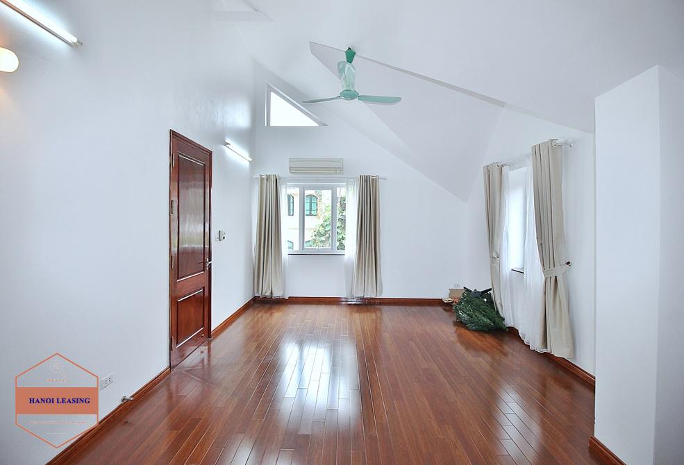 A cozy five bedrooms house for rent in Dang Thai Mai area, Tay Ho A cozy five bedrooms house for rent in Dang Thai Mai area, Tay Ho