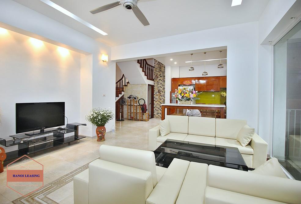 A cozy five bedrooms house for rent in Dang Thai Mai area, Tay Ho A cozy five bedrooms house for rent in Dang Thai Mai area, Tay Ho