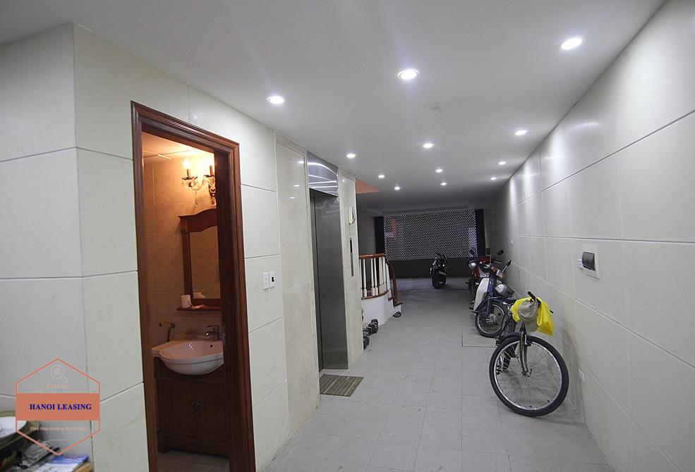 Gorgerous 04 bedrooms house with fully furnished for lease in Tay Ho area