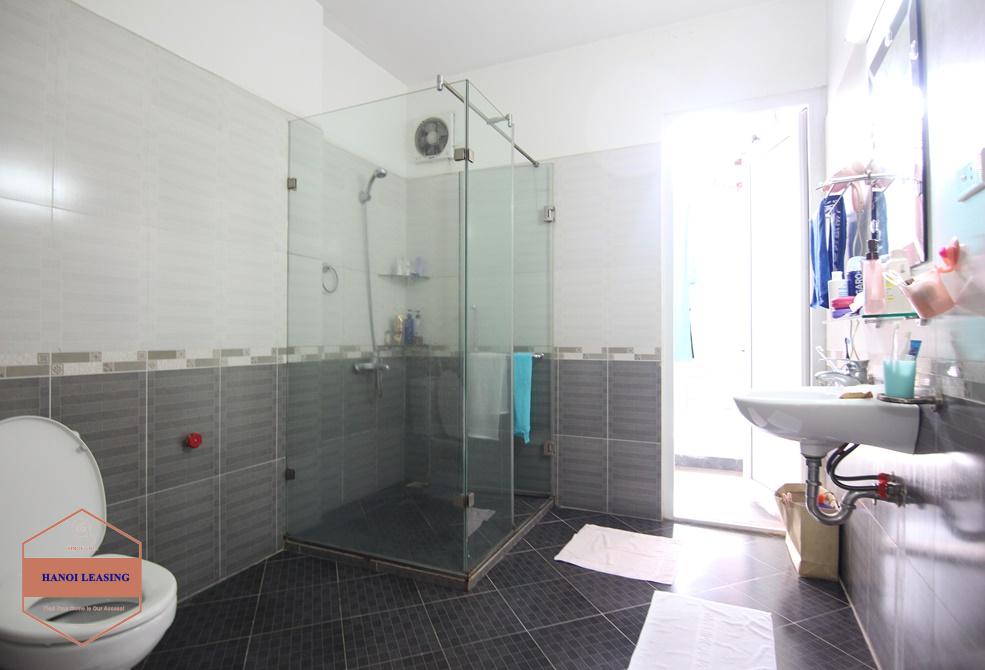 A[artment rental with good space, peaceful neighborhood in Tay Ho A[artment rental with good space, peaceful neighborhood in Tay Ho