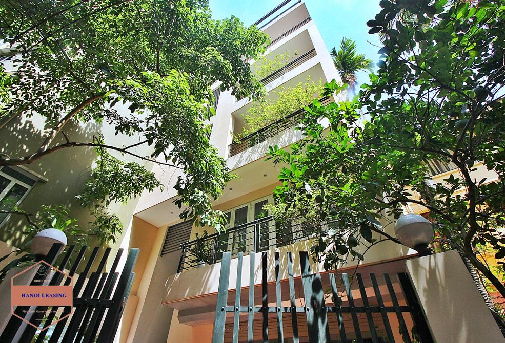 Tay Ho modern house rental with lake view terrace and little pool