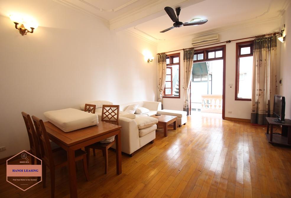 Cheap and nice apartment for rent in Tay Ho, Hanoi
