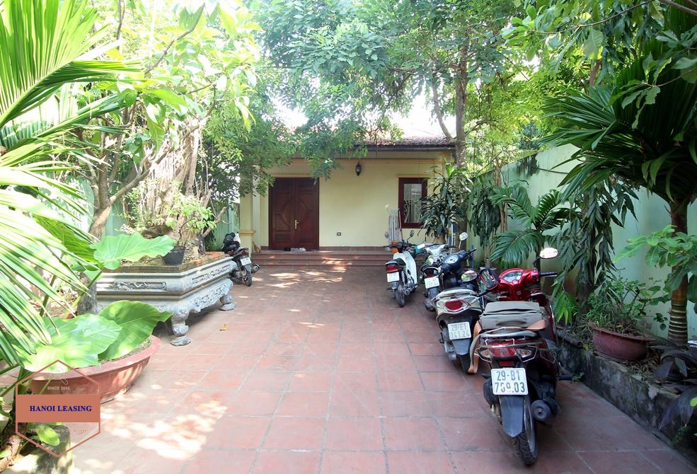 Big and good quality house for rent in Tay Ho area, Hanoi