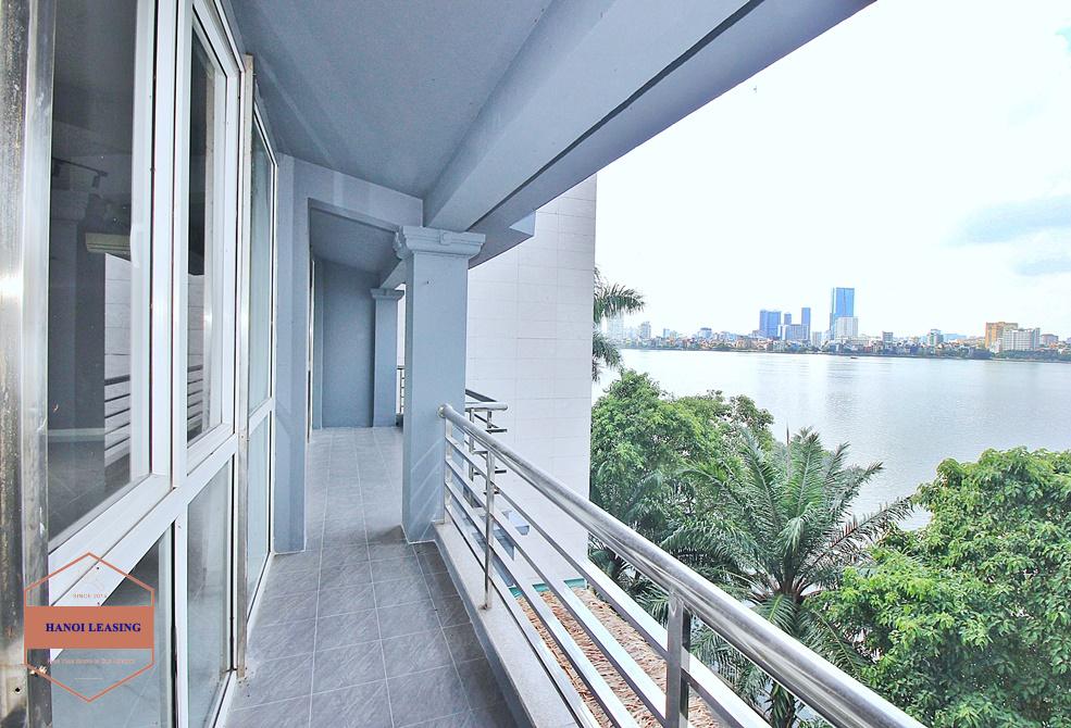 Lake view unfurnished house for rent in Dang Thai Mai, Tay Ho Lake view unfurnished house for rent in Dang Thai Mai, Tay Ho