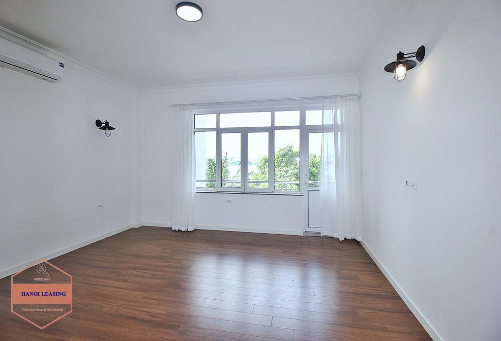 Lake view unfurnished house for rent in Dang Thai Mai, Tay Ho Lake view unfurnished house for rent in Dang Thai Mai, Tay Ho