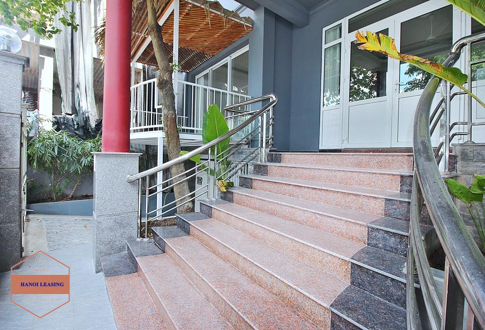 Lake view unfurnished house for rent in Dang Thai Mai, Tay Ho Lake view unfurnished house for rent in Dang Thai Mai, Tay Ho