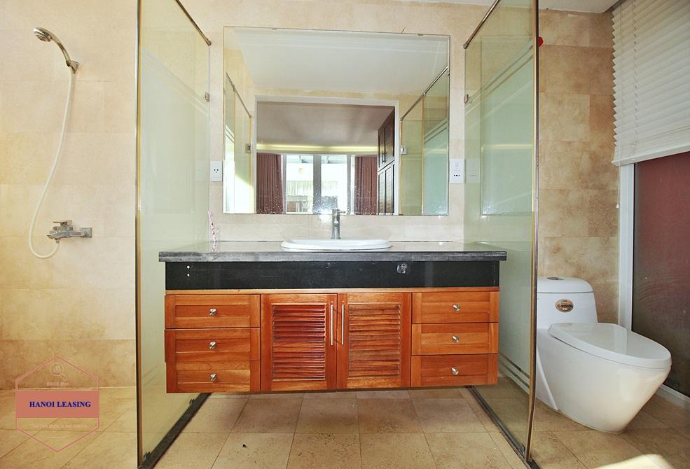 Beautiful house and nice house for rent in Tay Ho area, Hanoi Beautiful house and nice house for rent in Tay Ho area, Hanoi