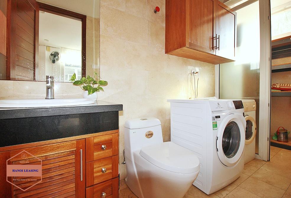 Beautiful house and nice house for rent in Tay Ho area, Hanoi Beautiful house and nice house for rent in Tay Ho area, Hanoi