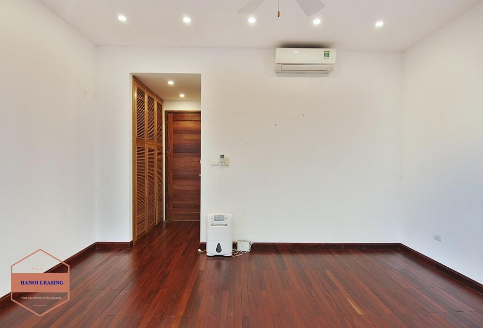 Brand new villa with wonderful garden for rent in Dang Thai Mai, Tay Ho, Hanoi Brand new villa with wonderful garden for rent in Dang Thai Mai, Tay Ho, Hanoi