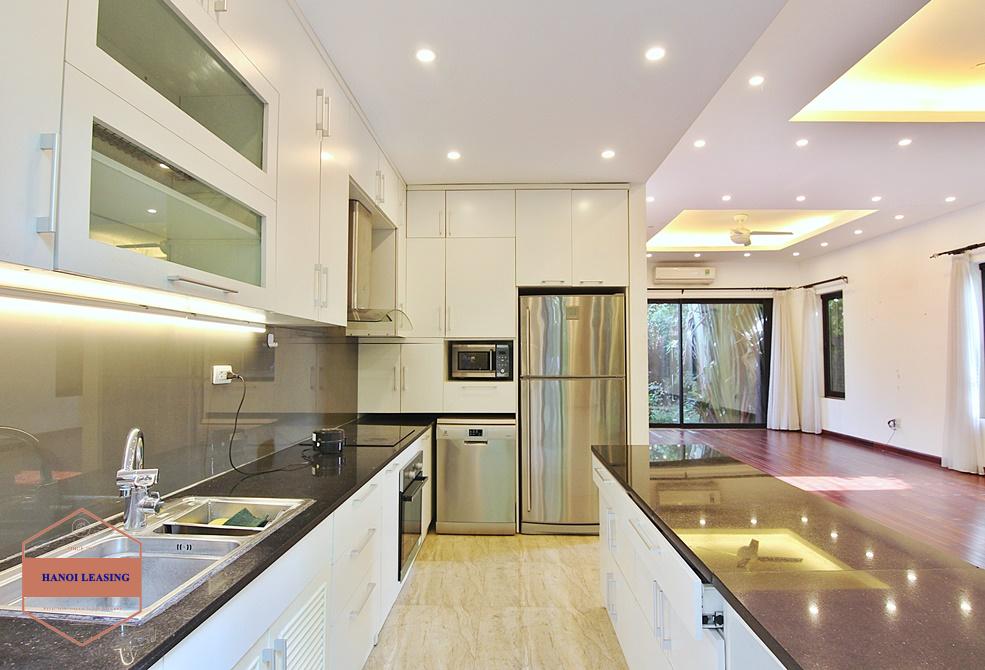 Brand new villa with wonderful garden for rent in Dang Thai Mai, Tay Ho, Hanoi Brand new villa with wonderful garden for rent in Dang Thai Mai, Tay Ho, Hanoi