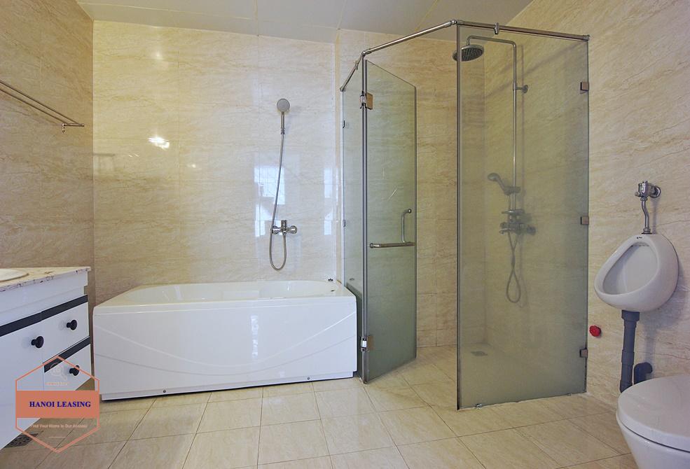 Lake view and unfurniture house for rent in Tay Ho area Lake view and unfurniture house for rent in Tay Ho area