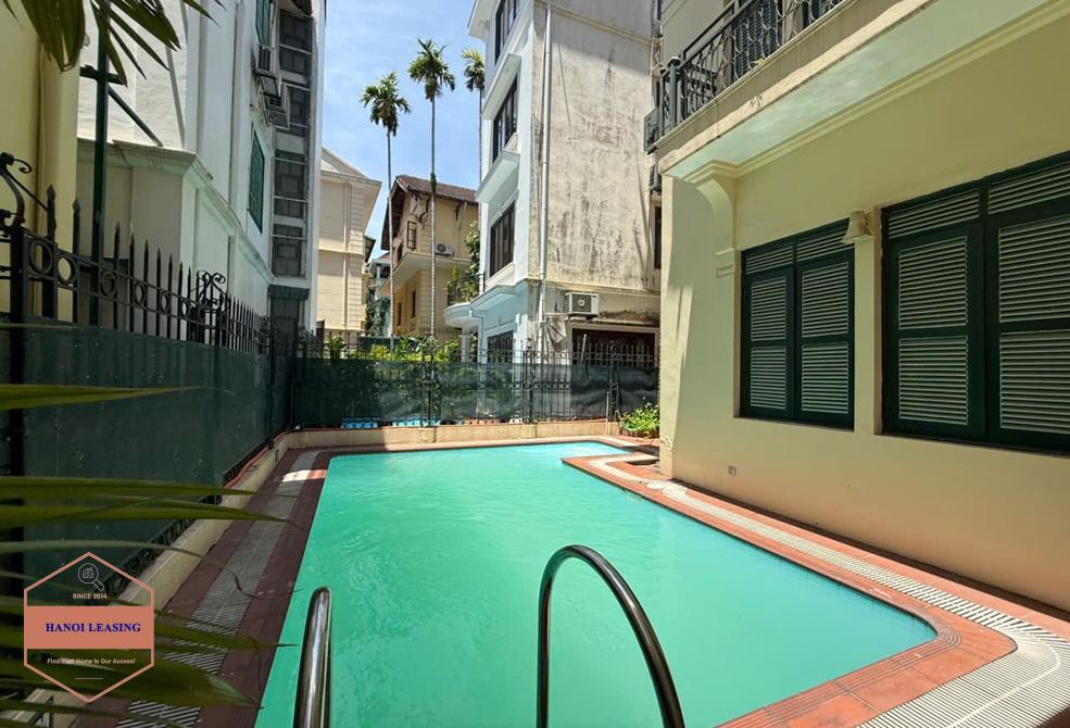 Outdoor-pool five bedrooms house for rent in Dang Thai Mai st, Tay Ho, Hanoi