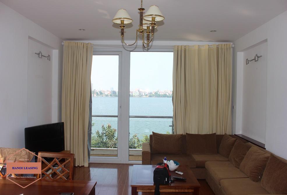 2 bedrooms apartment for lease in Dang Thai Mai street, Tay Ho, Hanoi