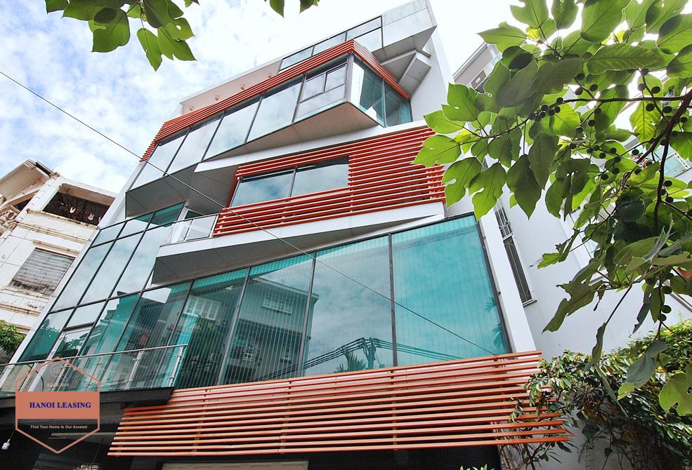 Unique roof-top swimming pool house for rent in Tay Ho, Hanoi
