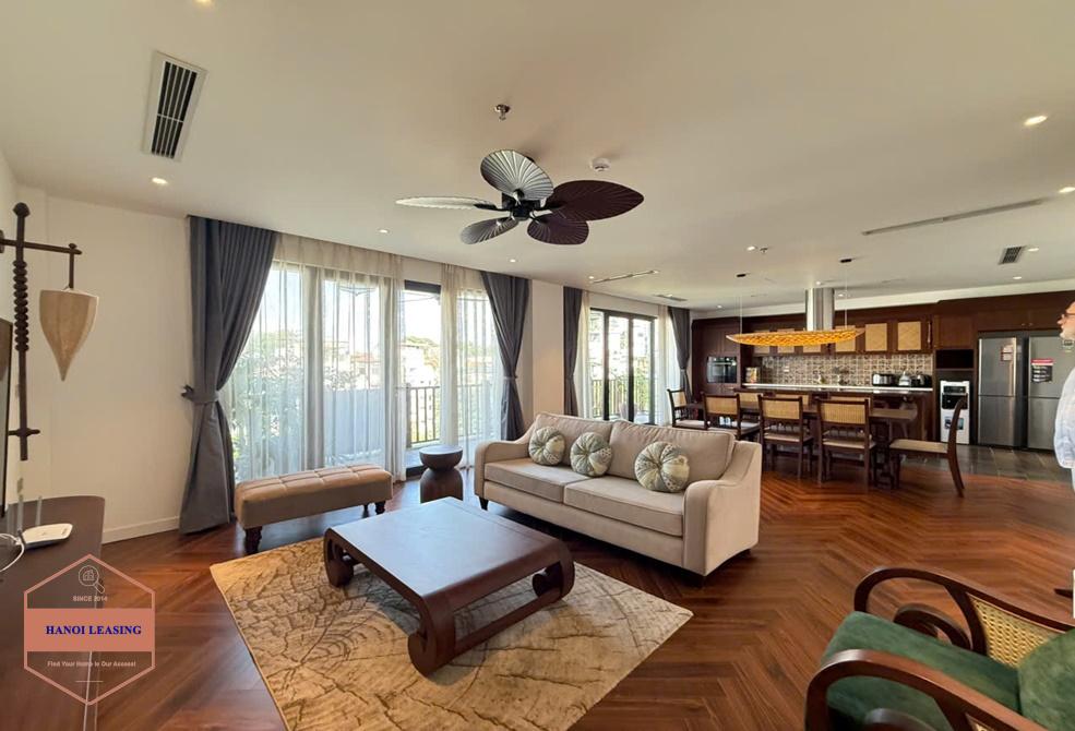 Japaness style apartment with 3 bedrooms for rent in Truc Bach area, Ba Dinh