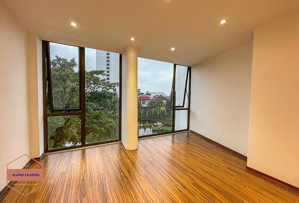 Beautiful house with elevator for open restaurants/office and living in Tu Hoa, Tay Ho, Ha Noi Beautiful house with elevator for open restaurants/office and living in Tu Hoa, Tay Ho, Ha Noi