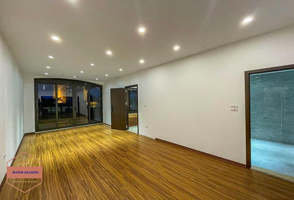 Beautiful house with elevator for open restaurants/office and living in Tu Hoa, Tay Ho, Ha Noi Beautiful house with elevator for open restaurants/office and living in Tu Hoa, Tay Ho, Ha Noi