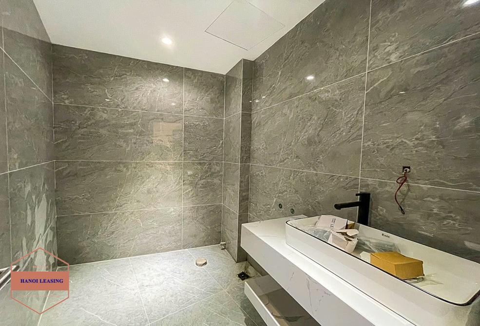 Beautiful house with elevator for open restaurants/office and living in Tu Hoa, Tay Ho, Ha Noi Beautiful house with elevator for open restaurants/office and living in Tu Hoa, Tay Ho, Ha Noi