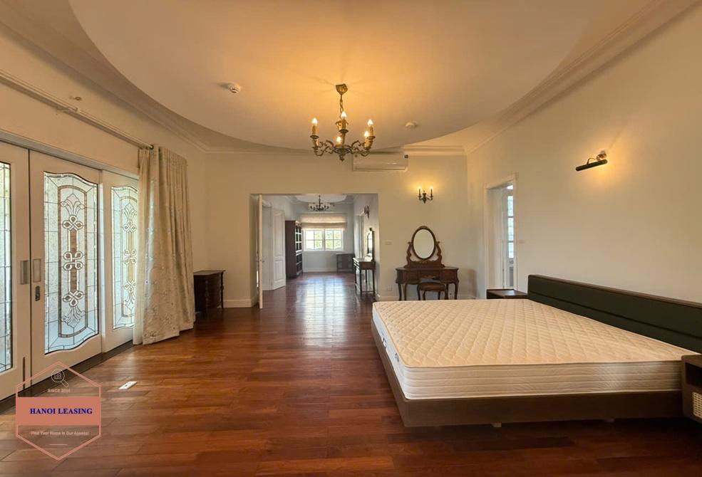 Beautifull house with nice rooftop for rent in Tu Hoa st, Tay Ho Beautifull house with nice rooftop for rent in Tu Hoa st, Tay Ho