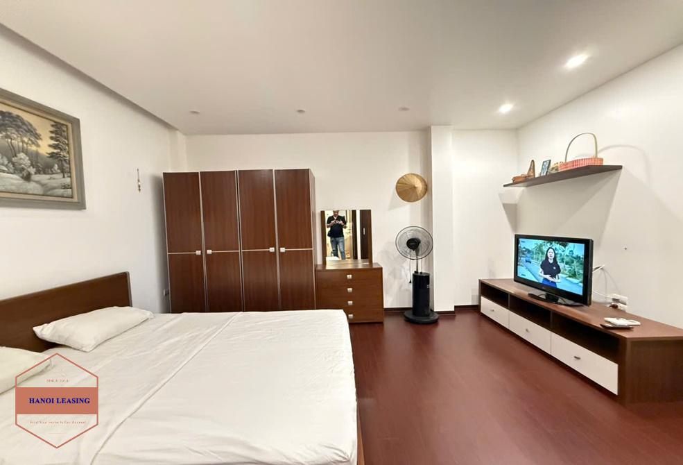 Two bedrooms apartment for rent in Vu Thanh st, Dong Da district Two bedrooms apartment for rent in Vu Thanh st, Dong Da district