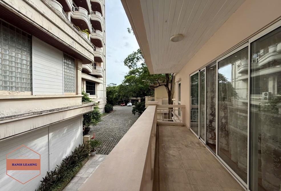 Beautiful house with fully furnished and swimming pool, Gym for rent in Tay Ho street, Tay Ho district Beautiful house with fully furnished and swimming pool, Gym for rent in Tay Ho street, Tay Ho district