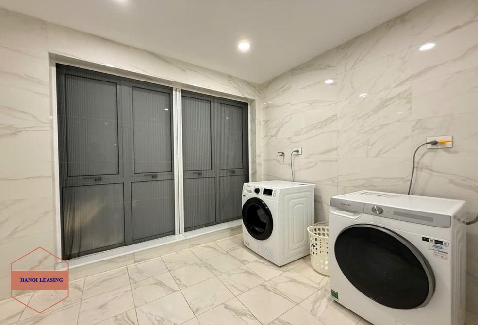 Beautiful house with fully furnished and swimming pool, Gym for rent in Tay Ho street, Tay Ho district Beautiful house with fully furnished and swimming pool, Gym for rent in Tay Ho street, Tay Ho district