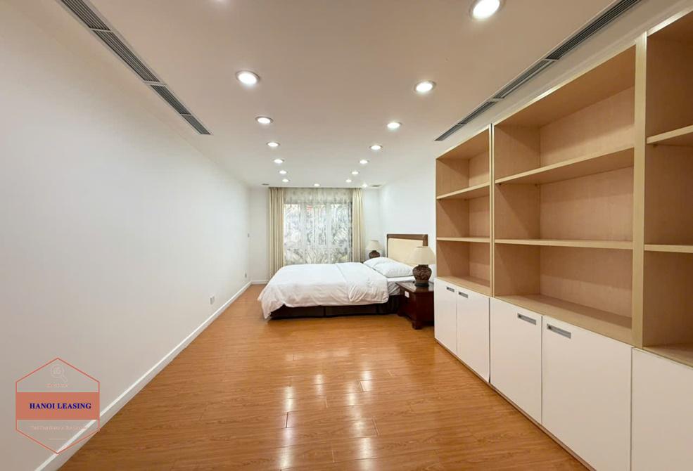 Beautiful house with fully furnished and swimming pool, Gym for rent in Tay Ho street, Tay Ho district Beautiful house with fully furnished and swimming pool, Gym for rent in Tay Ho street, Tay Ho district