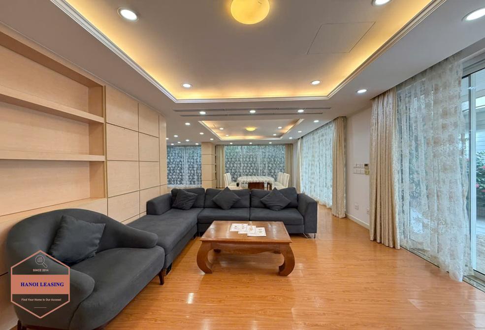 Beautiful house with fully furnished and swimming pool, Gym for rent in Tay Ho street, Tay Ho district Beautiful house with fully furnished and swimming pool, Gym for rent in Tay Ho street, Tay Ho district