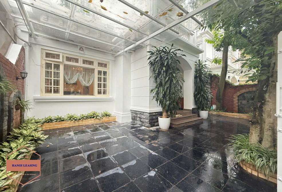 Fully furnished house for rent in C5 Block, Ciputra, Tay Ho, Ha Noi Fully furnished house for rent in C5 Block, Ciputra, Tay Ho, Ha Noi