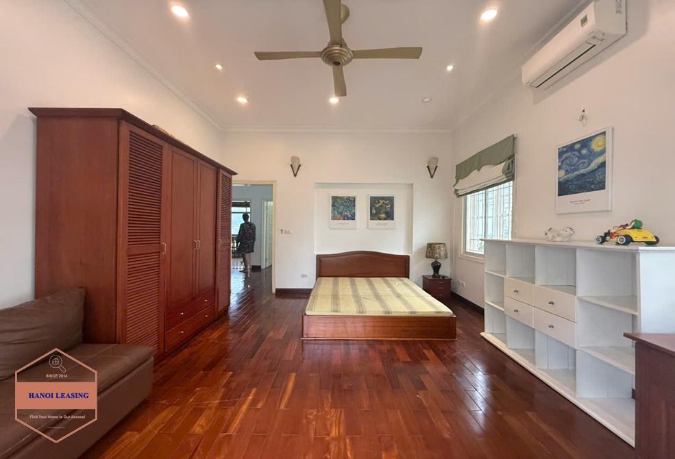 Fully furnished house for rent in C5 Block, Ciputra, Tay Ho, Ha Noi Fully furnished house for rent in C5 Block, Ciputra, Tay Ho, Ha Noi