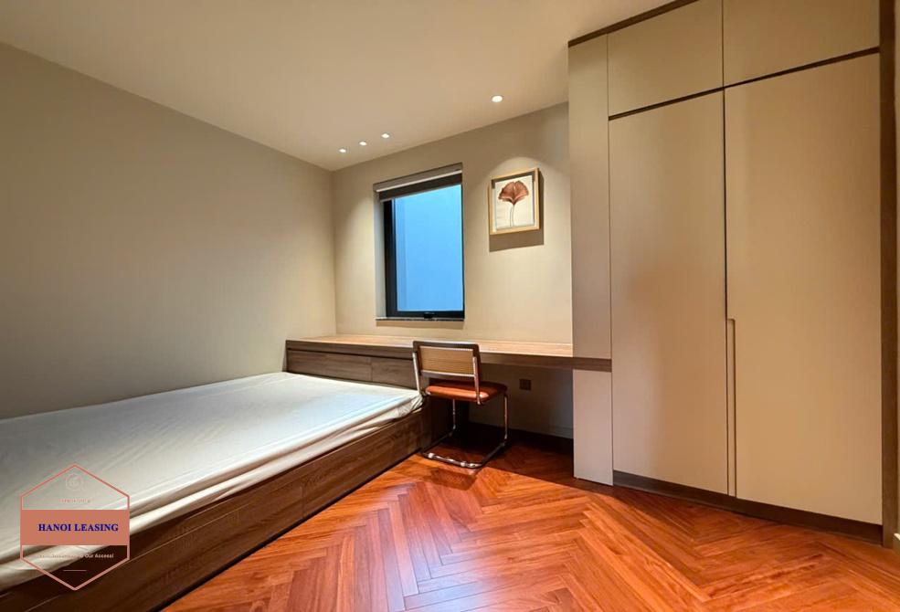 Beautifull duplex apartment with 3 bedrooms for rent inalley 12 Dang Thai Mai st, Tay Ho Beautifull duplex apartment with 3 bedrooms for rent inalley 12 Dang Thai Mai st, Tay Ho