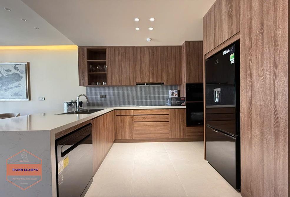 Beautifull duplex apartment with 3 bedrooms for rent inalley 12 Dang Thai Mai st, Tay Ho Beautifull duplex apartment with 3 bedrooms for rent inalley 12 Dang Thai Mai st, Tay Ho