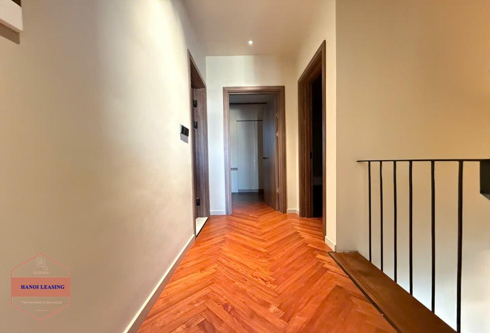 Beautifull duplex apartment with 3 bedrooms for rent inalley 12 Dang Thai Mai st, Tay Ho Beautifull duplex apartment with 3 bedrooms for rent inalley 12 Dang Thai Mai st, Tay Ho