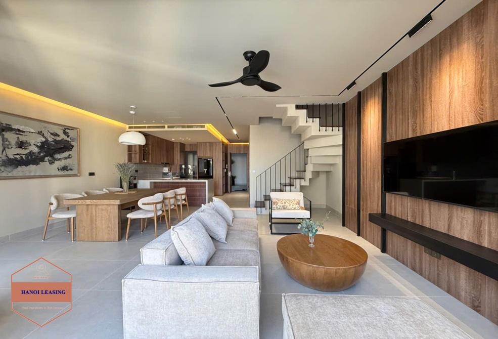 Beautifull duplex apartment with 3 bedrooms for rent inalley 12 Dang Thai Mai st, Tay Ho Beautifull duplex apartment with 3 bedrooms for rent inalley 12 Dang Thai Mai st, Tay Ho