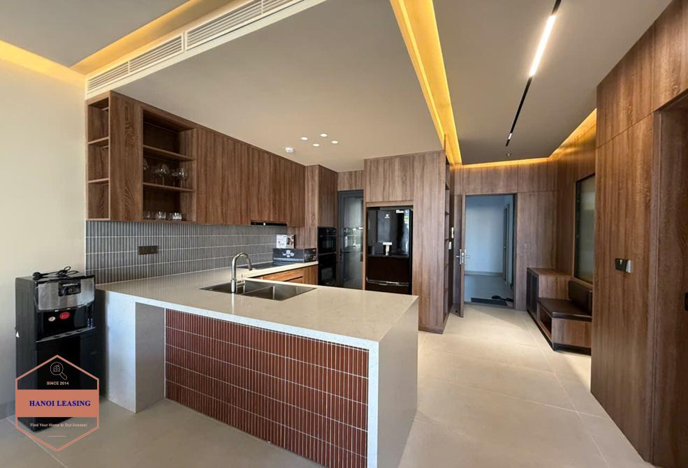 Beautifull duplex apartment with 3 bedrooms for rent inalley 12 Dang Thai Mai st, Tay Ho Beautifull duplex apartment with 3 bedrooms for rent inalley 12 Dang Thai Mai st, Tay Ho