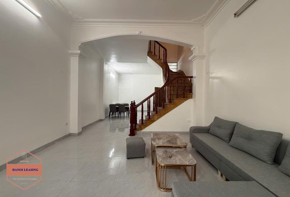 Small house for rent in Thanh Am st, Long Bien, Ha Noi Small house for rent in Thanh Am st, Long Bien, Ha Noi