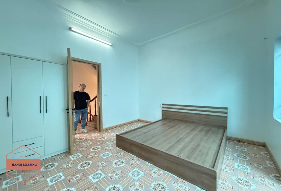 Small house for rent in Thanh Am st, Long Bien, Ha Noi Small house for rent in Thanh Am st, Long Bien, Ha Noi