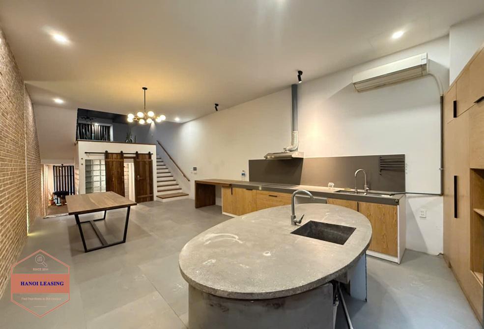 Three bedrooms house for rent in Co Linh st, Long Bien Three bedrooms house for rent in Co Linh st, Long Bien