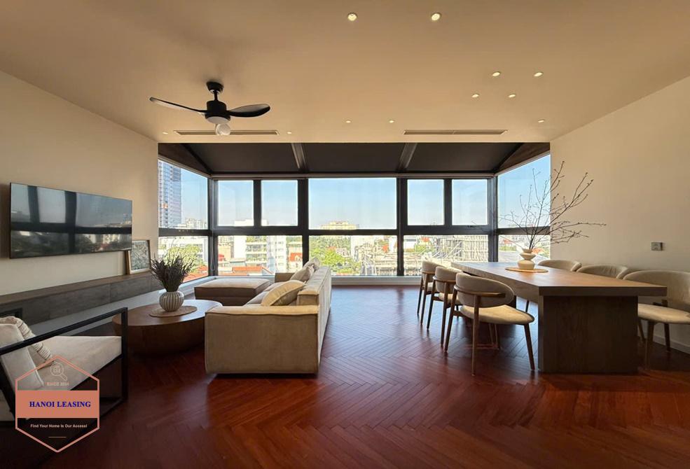 Quality apartment for rent onthe 7th floor of nice building in Dang Thai mai st, Tay Ho Quality apartment for rent onthe 7th floor of nice building in Dang Thai mai st, Tay Ho