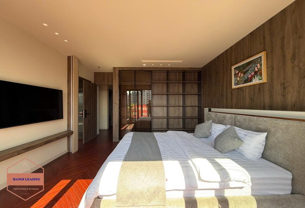 Quality apartment for rent onthe 7th floor of nice building in Dang Thai mai st, Tay Ho Quality apartment for rent onthe 7th floor of nice building in Dang Thai mai st, Tay Ho