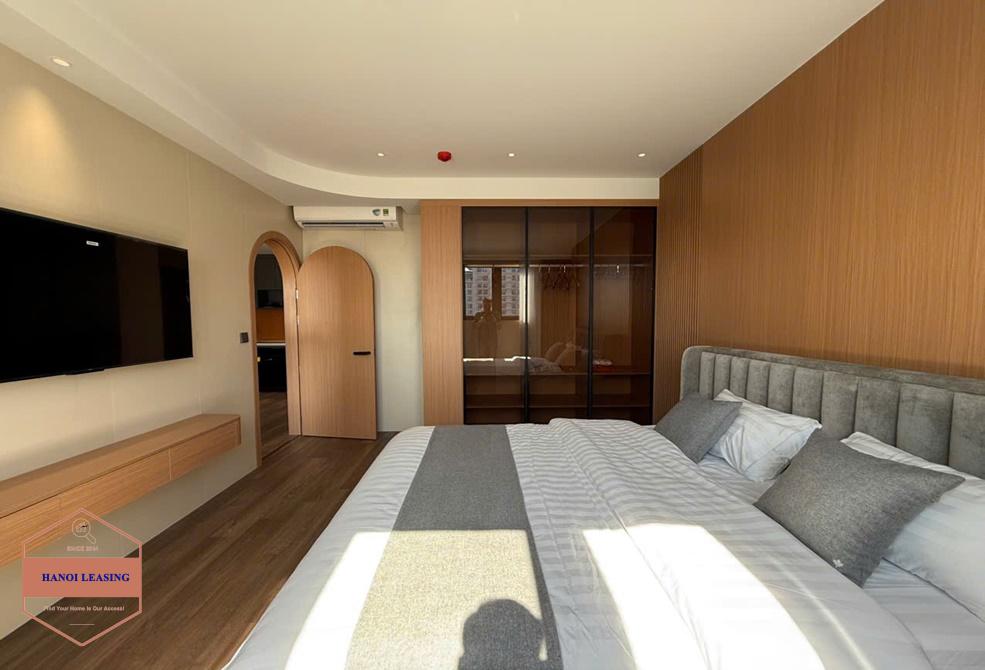 Style one bedroom apartment for rent in Dang Thai Mai st, Tay Ho and very closed the lake Style one bedroom apartment for rent in Dang Thai Mai st, Tay Ho and very closed the lake