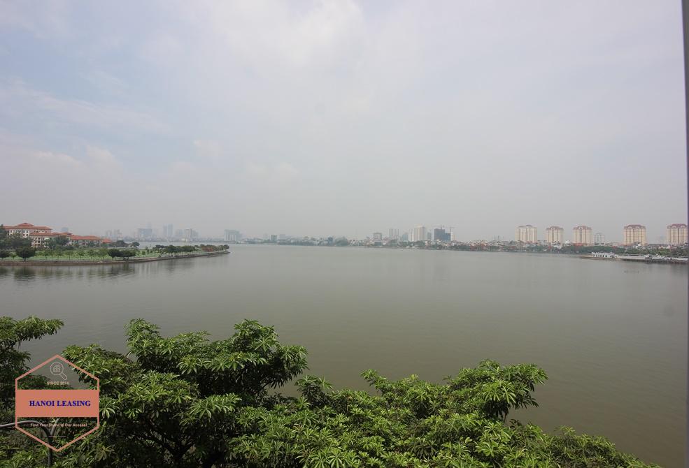 Nice house with lake view for rent in To Ngoc Van st, Tay Ho District Nice house with lake view for rent in To Ngoc Van st, Tay Ho District