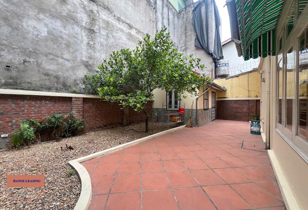 Garden house for rent in Au co st, Tay Ho, Ha Noi Garden house for rent in Au co st, Tay Ho, Ha Noi