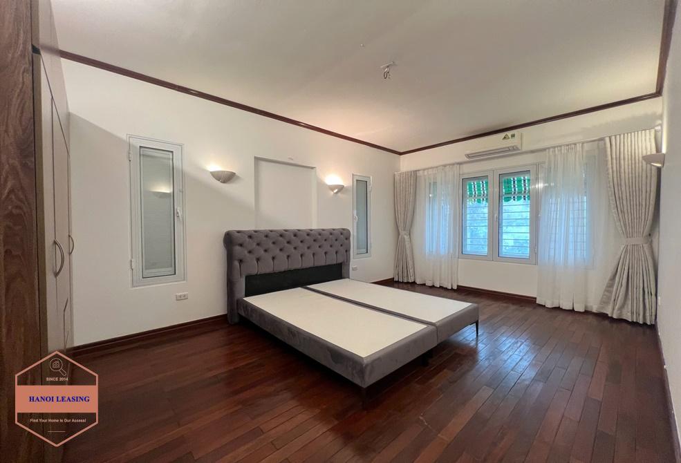 Garden house for rent in Au co st, Tay Ho, Ha Noi Garden house for rent in Au co st, Tay Ho, Ha Noi