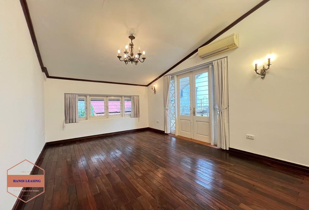 Garden house for rent in Au co st, Tay Ho, Ha Noi Garden house for rent in Au co st, Tay Ho, Ha Noi