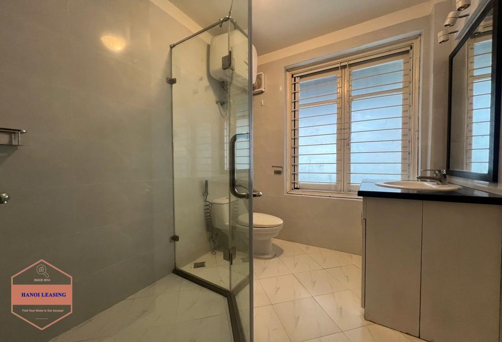 Garden house for rent in Au co st, Tay Ho, Ha Noi Garden house for rent in Au co st, Tay Ho, Ha Noi