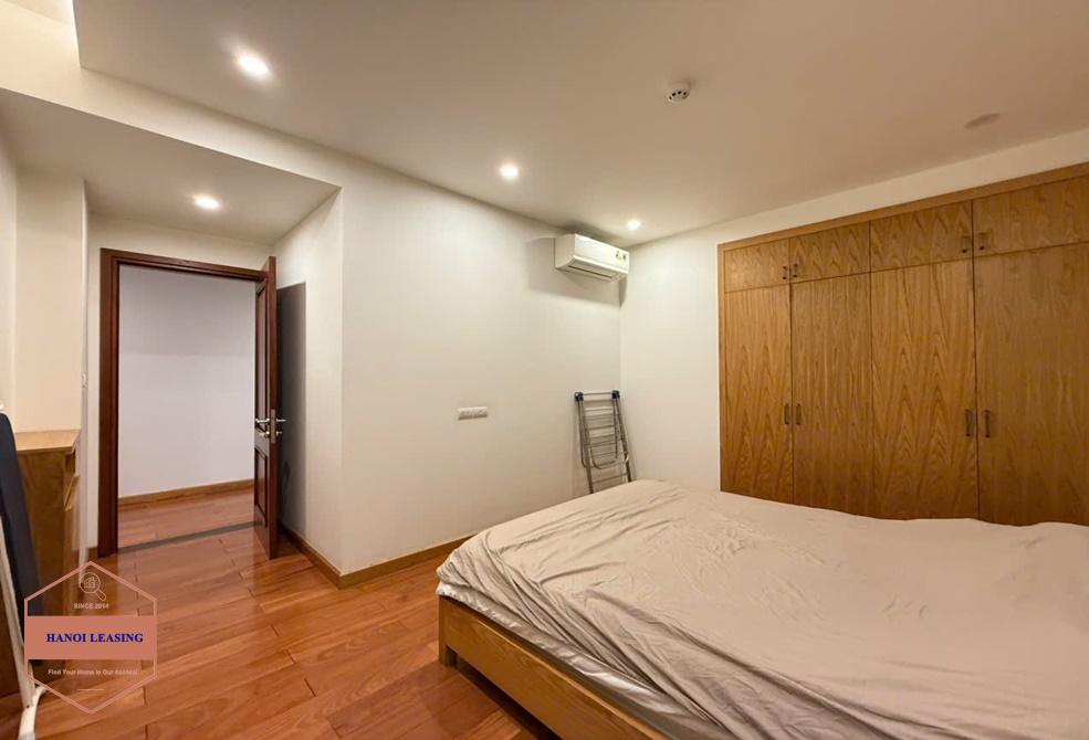 Modern apartment with swimming pool for rent in Dang Thai Mai st, Tay Ho Modern apartment with swimming pool for rent in Dang Thai Mai st, Tay Ho